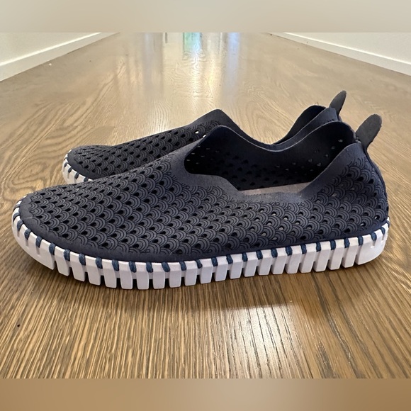 Ilse Jacobsen white and navy Tulip shoes - Picture 3 of 5